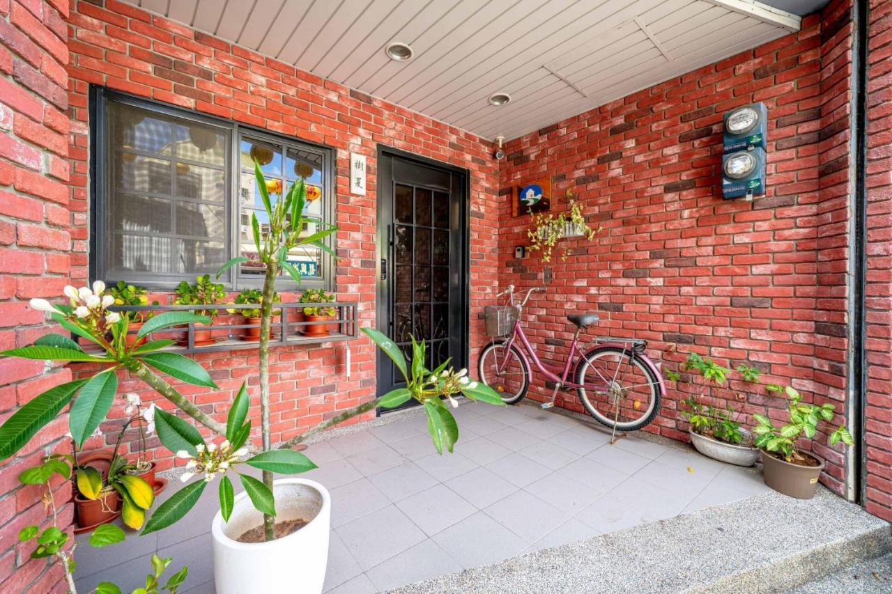 Summer Tree Homestay Tainan Exterior photo